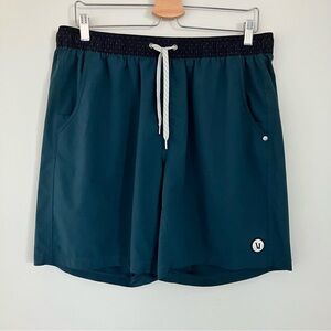 Vuori Kore Shorts Unlined 7.5" Inseam Dark Teal Blue Mens XL